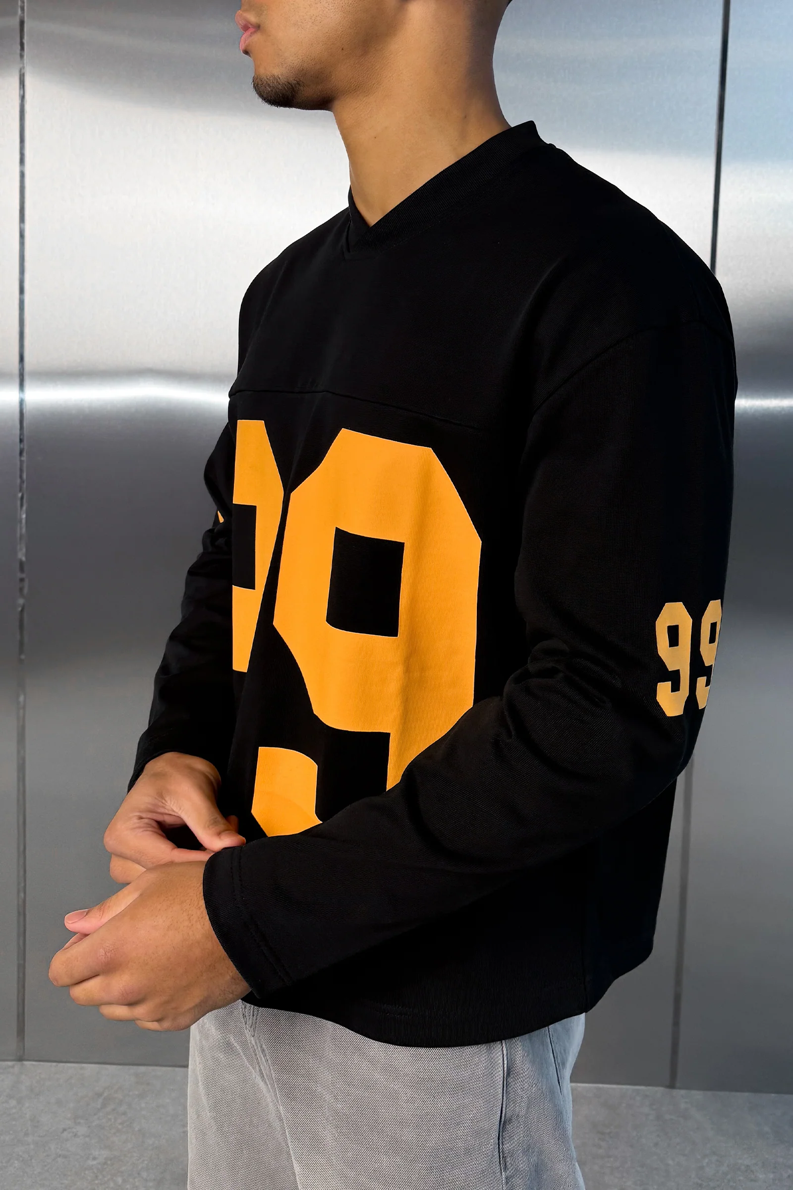 Boxy ’99’ Long Sleeve V-Neck T-Shirt - Black - Image 4