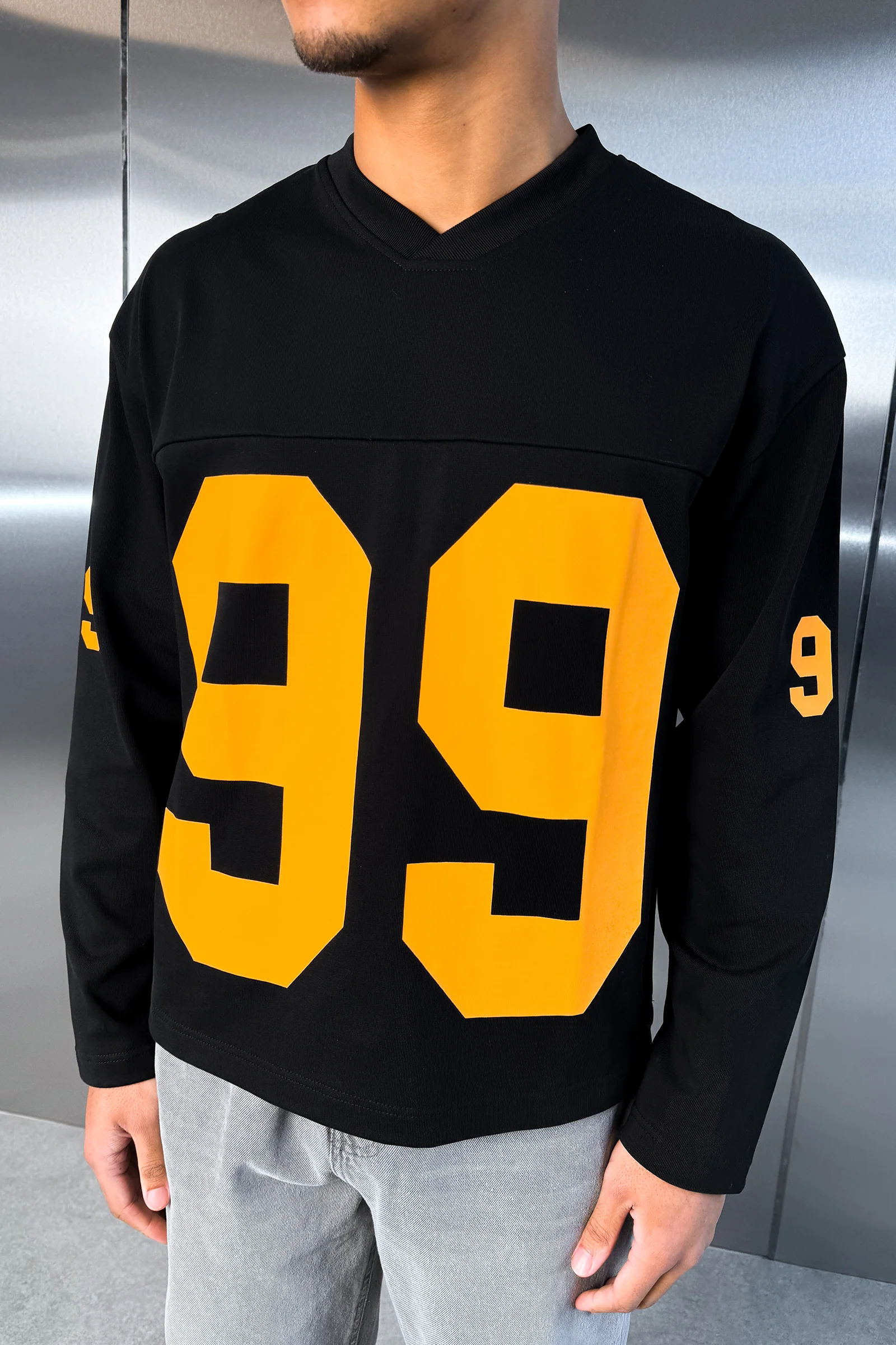 Boxy ’99’ Long Sleeve V-Neck T-Shirt - Black - Image 6