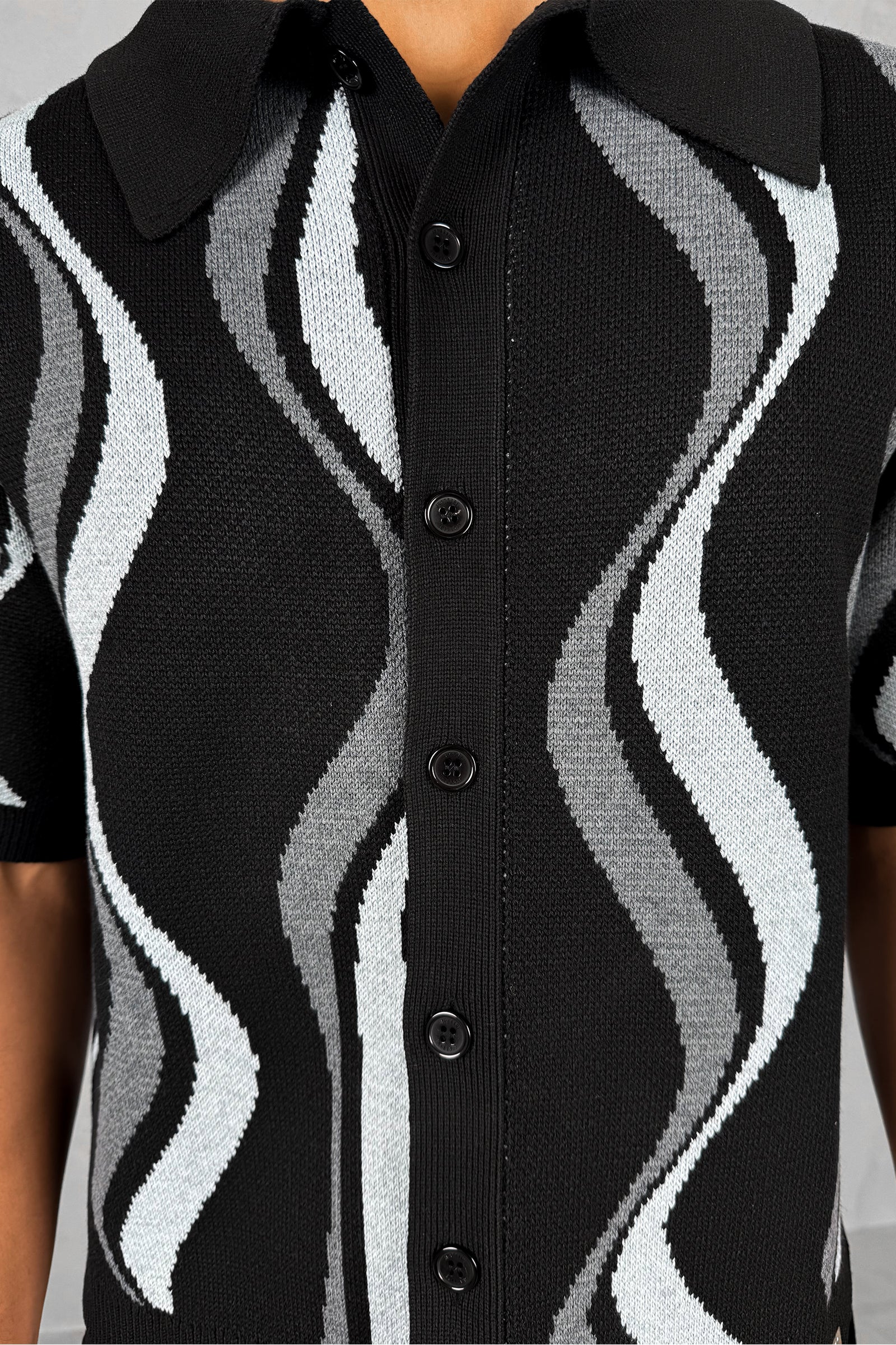 Boxy Flow Knitted Shirt - Black - Image 10
