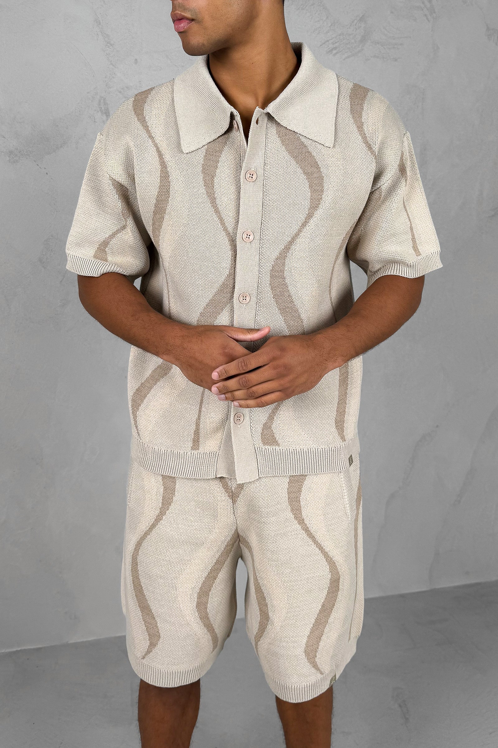 Boxy Flow Knitted Shirt - Off White - Image 14