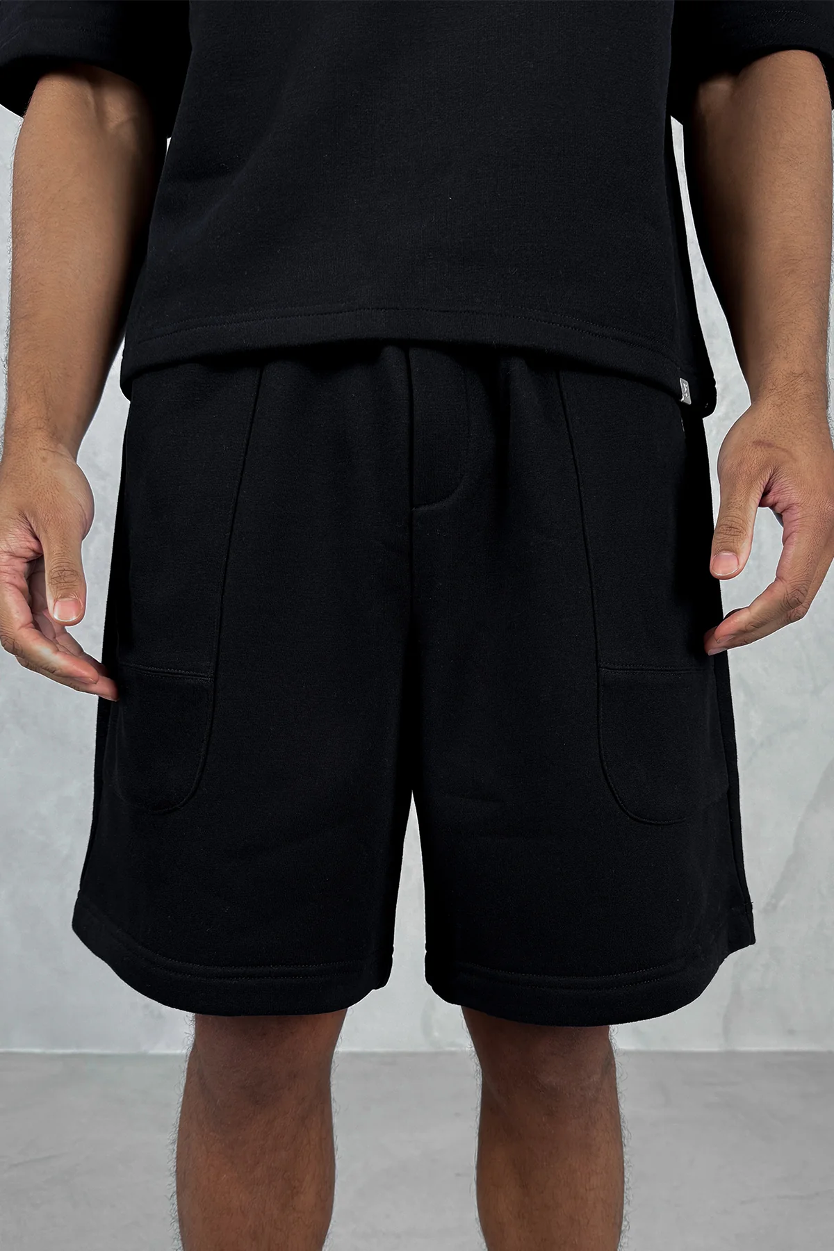 Carpenter Baggy Shorts - Black - Image 3
