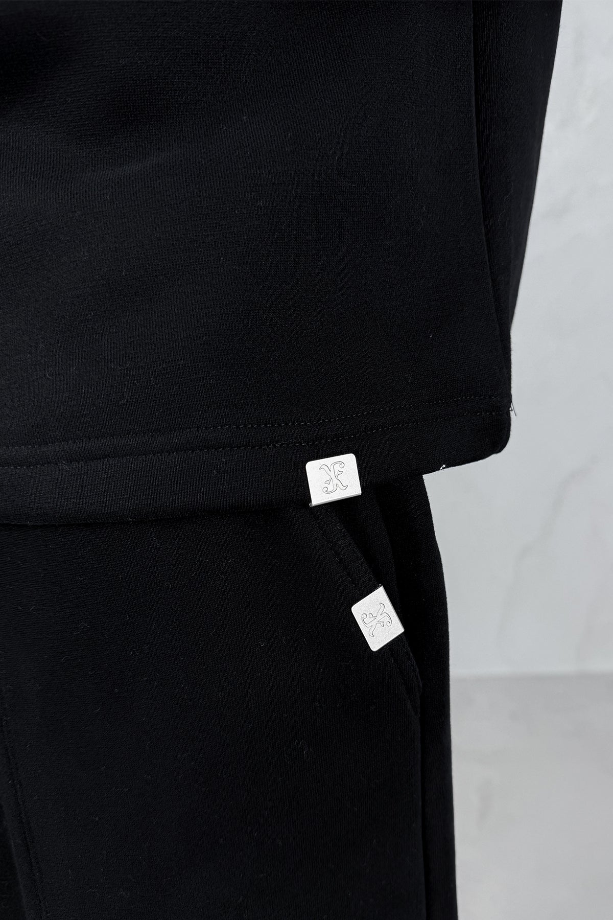 Carpenter Baggy Shorts - Black - Image 7