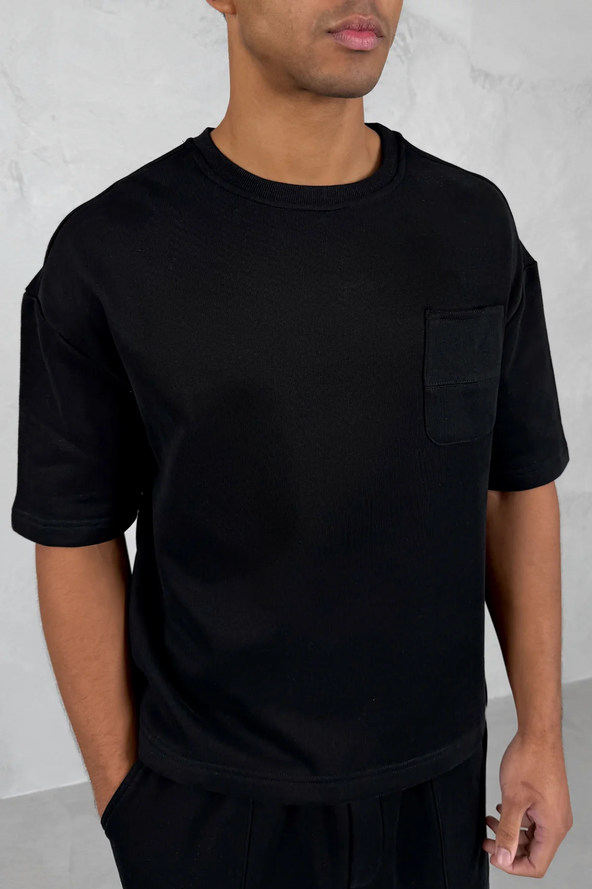 Carpenter Boxy T-Shirt - Black