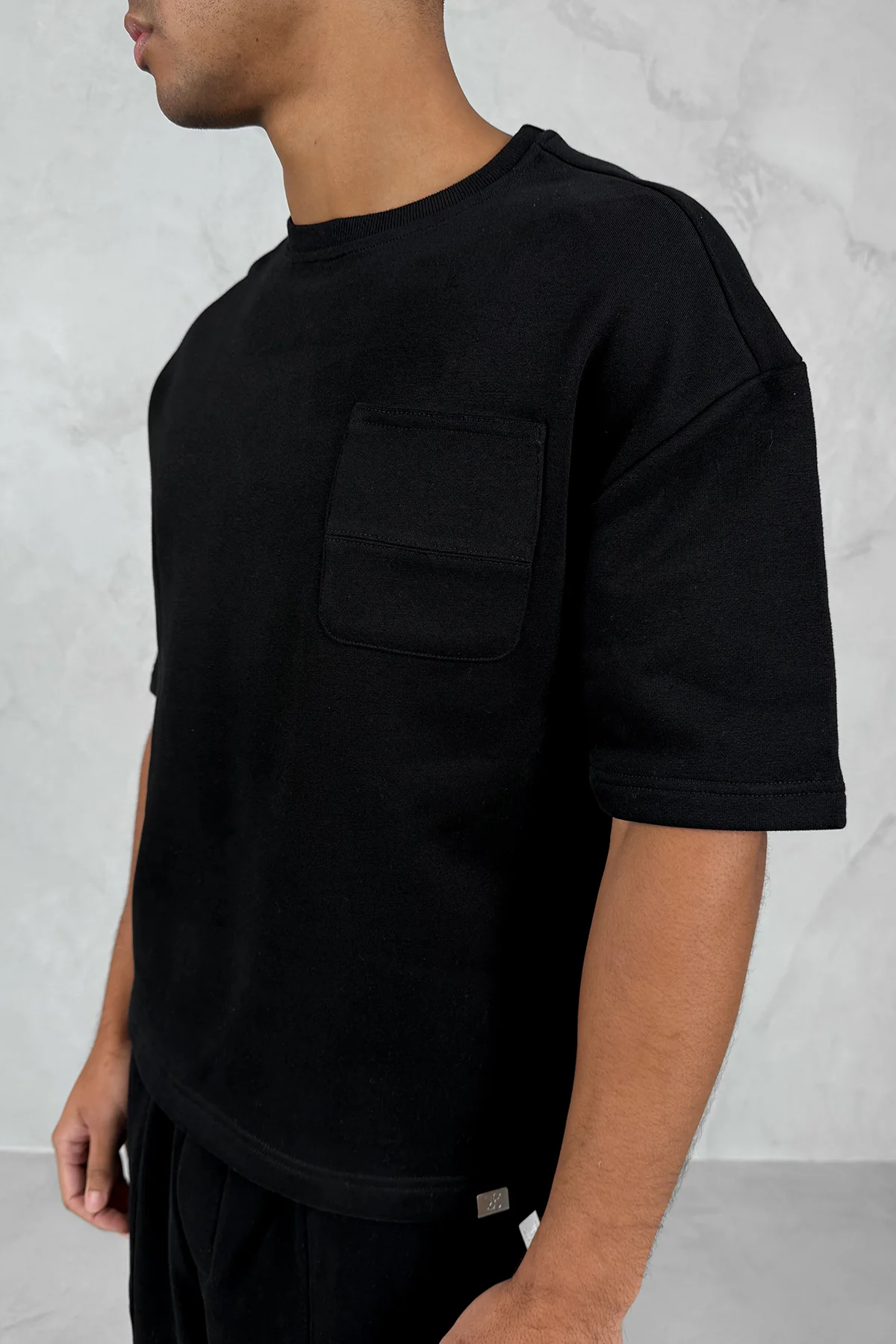 Carpenter Boxy T-Shirt - Black - Image 3