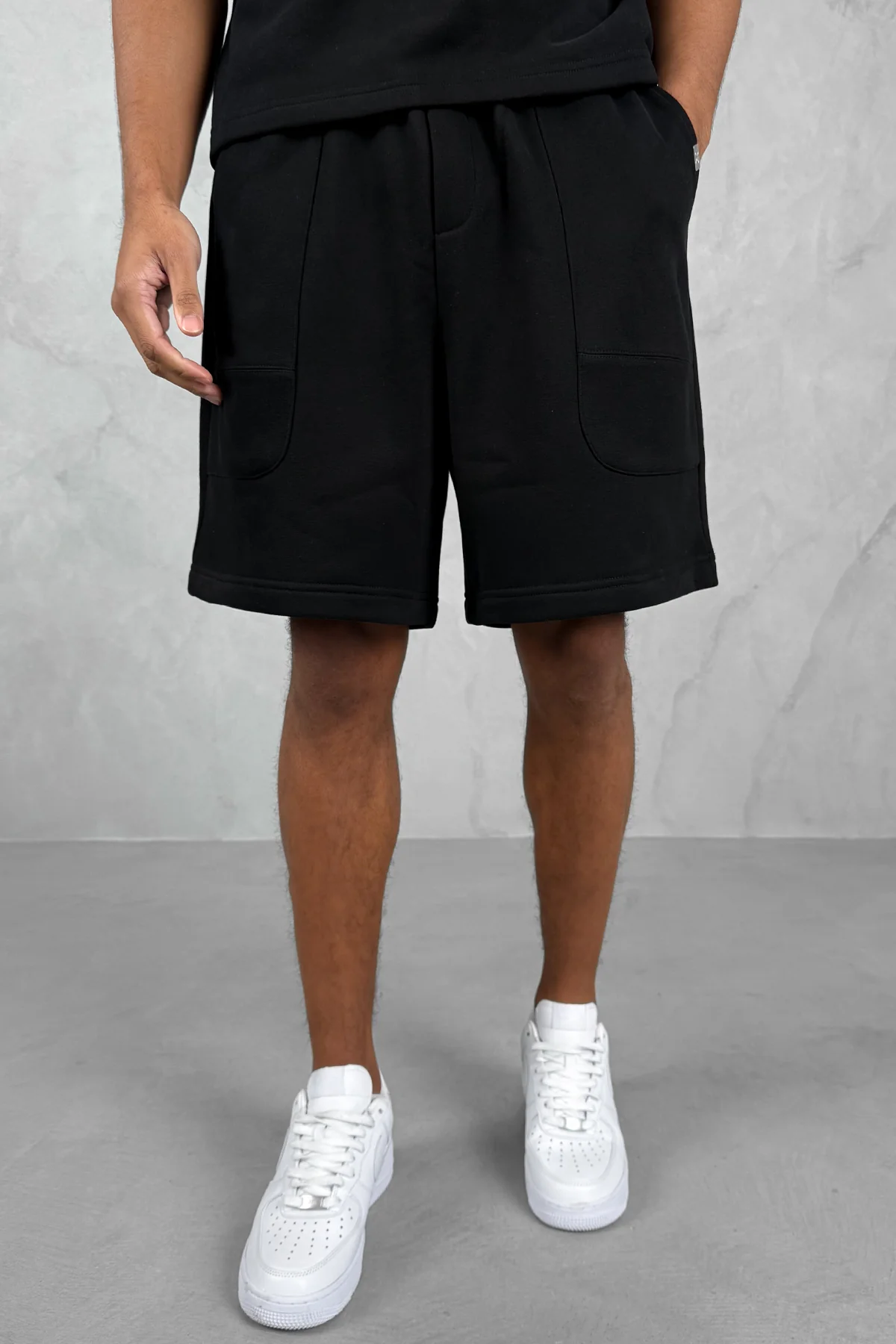 Carpenter Boxy T-Shirt - Black - Image 5