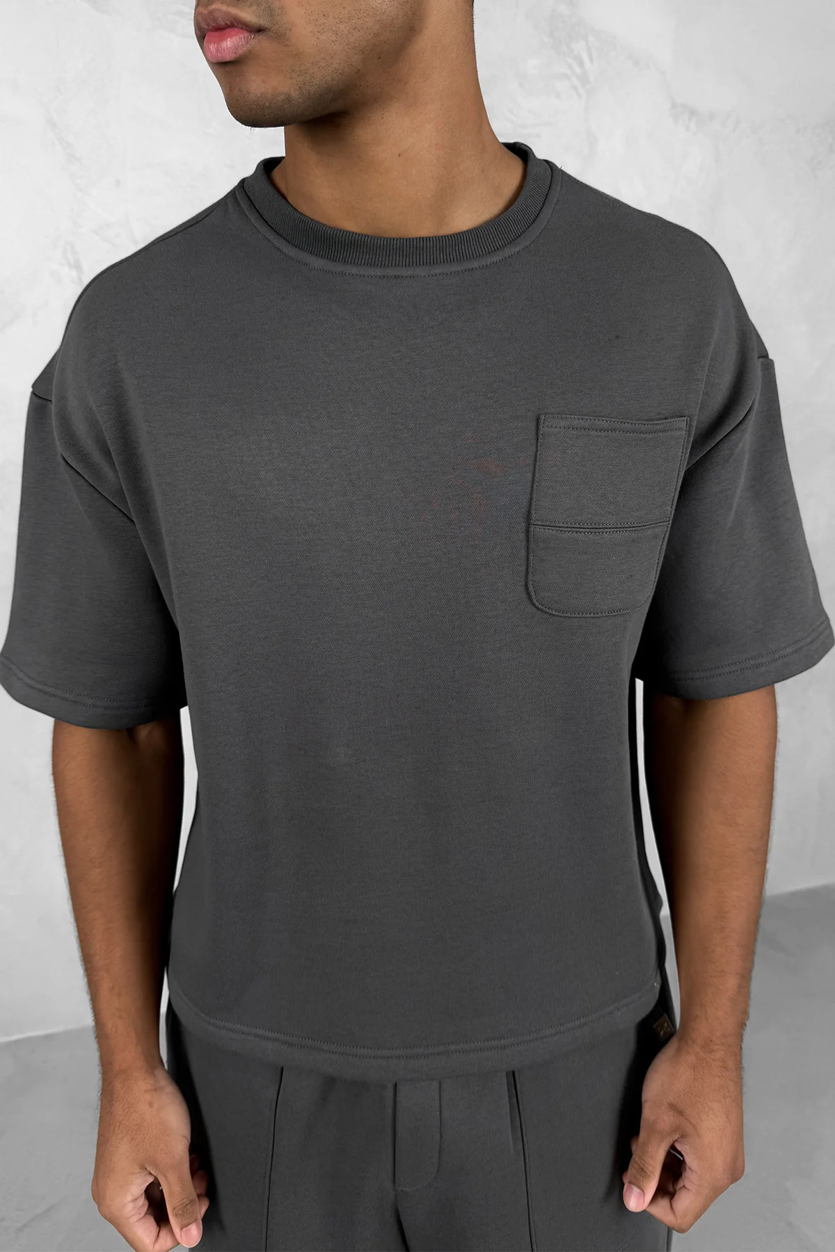 Carpenter Boxy T-Shirt - Charcoal