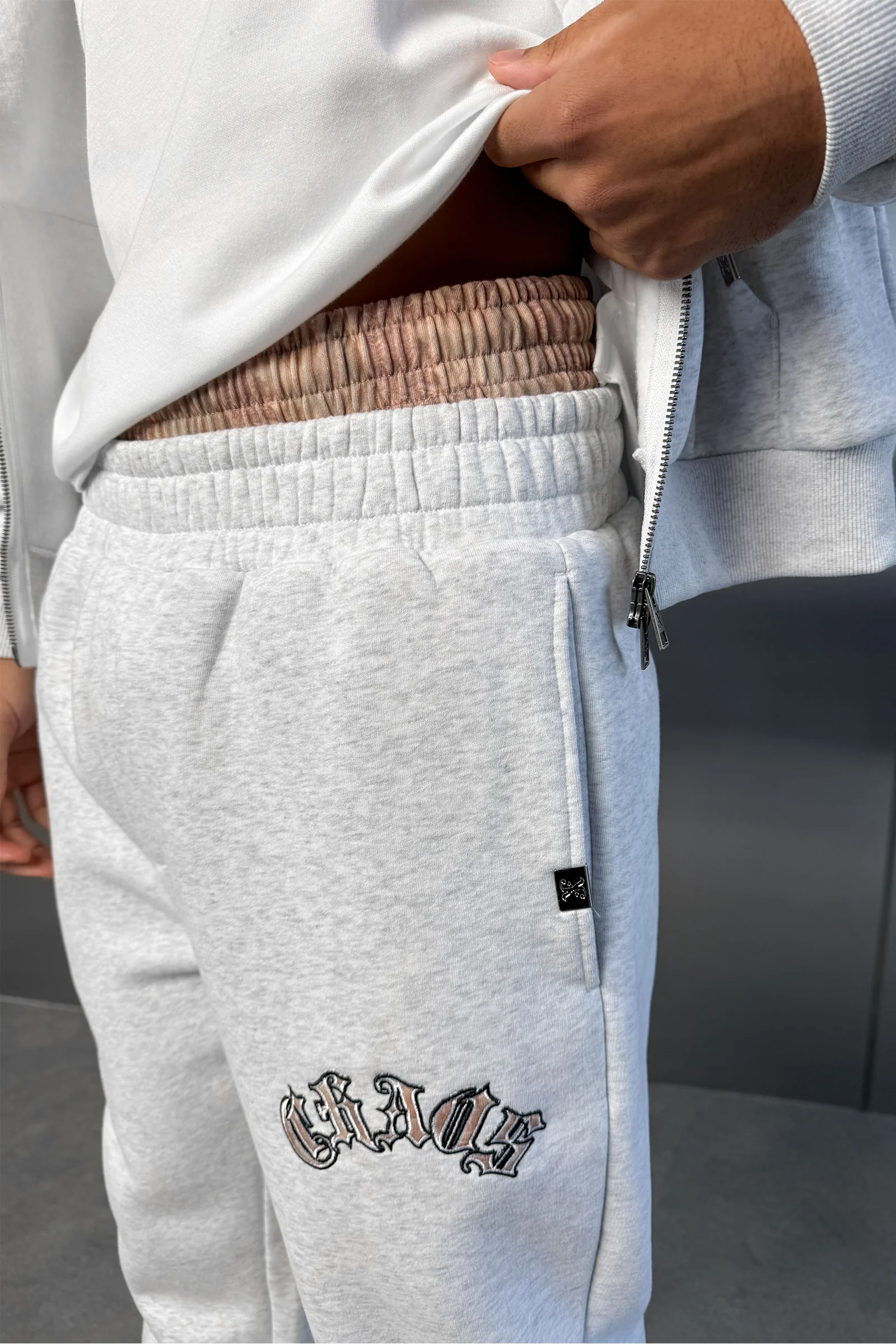Chaos Real-Tree Camo Double Layer Jogger - Grey - Image 6