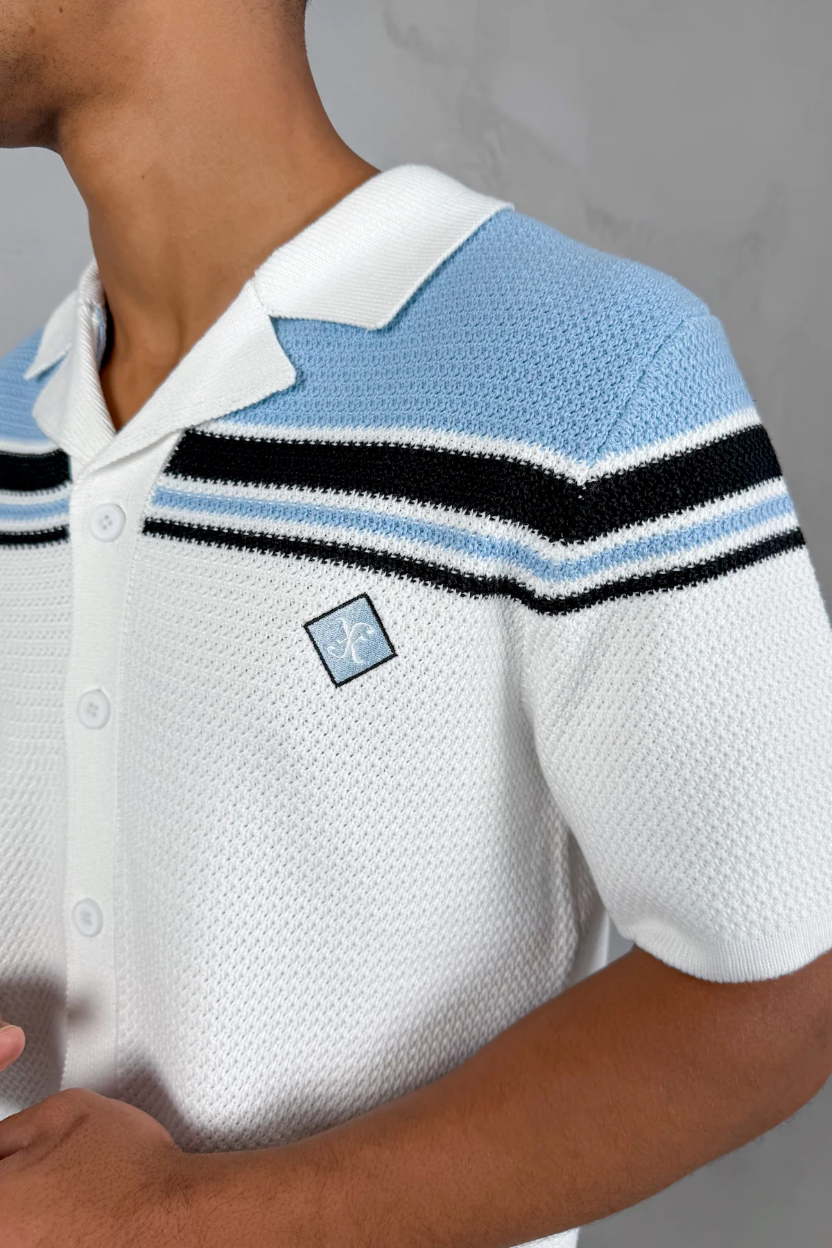 Colour Block Boxy Knit Shirt - White/Pastel Blue - Image 5