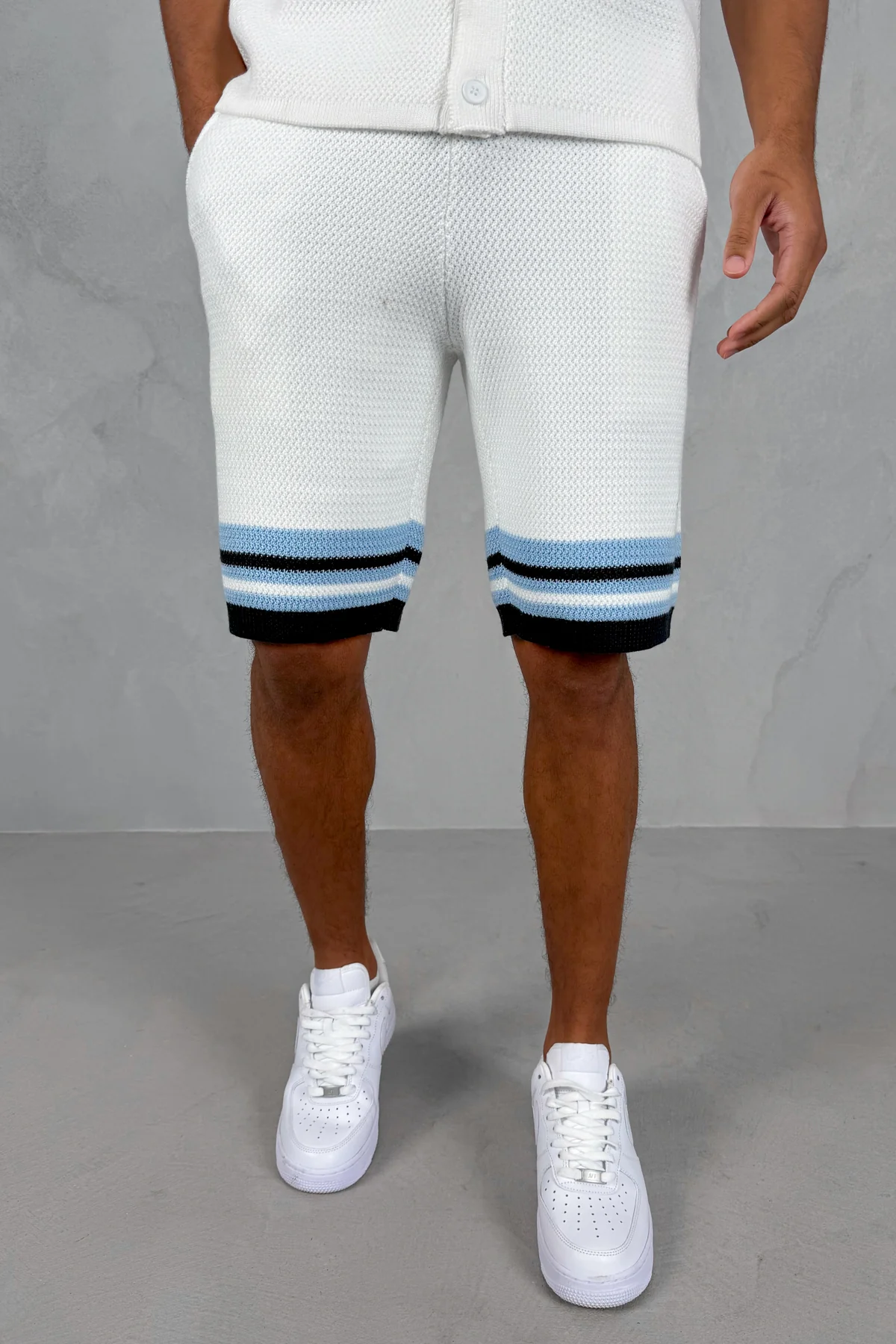 Colour Block Knit Shorts - White/Pastel Blue - Image 3