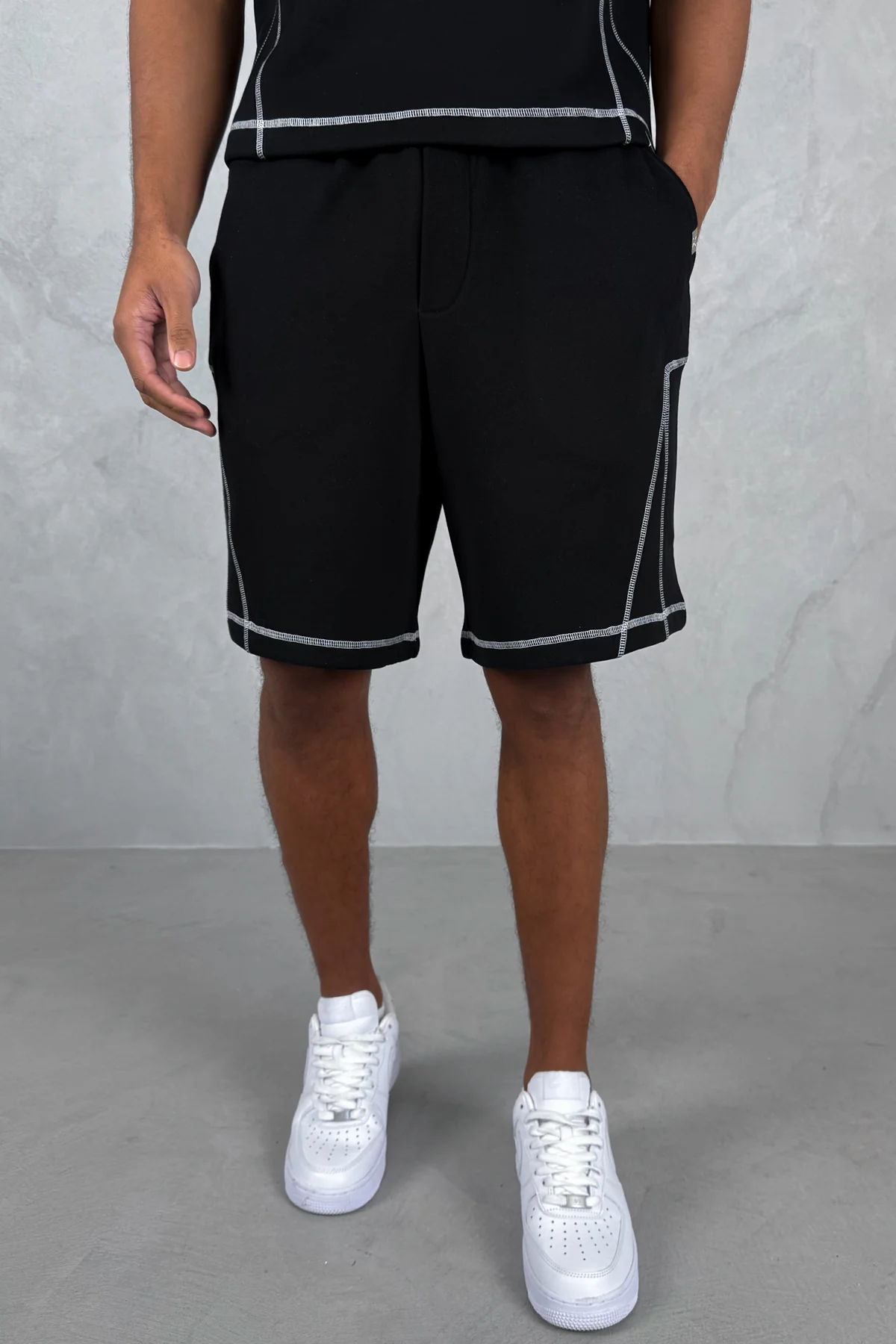 Contrast Stitch Baggy Shorts - Black - Image 3