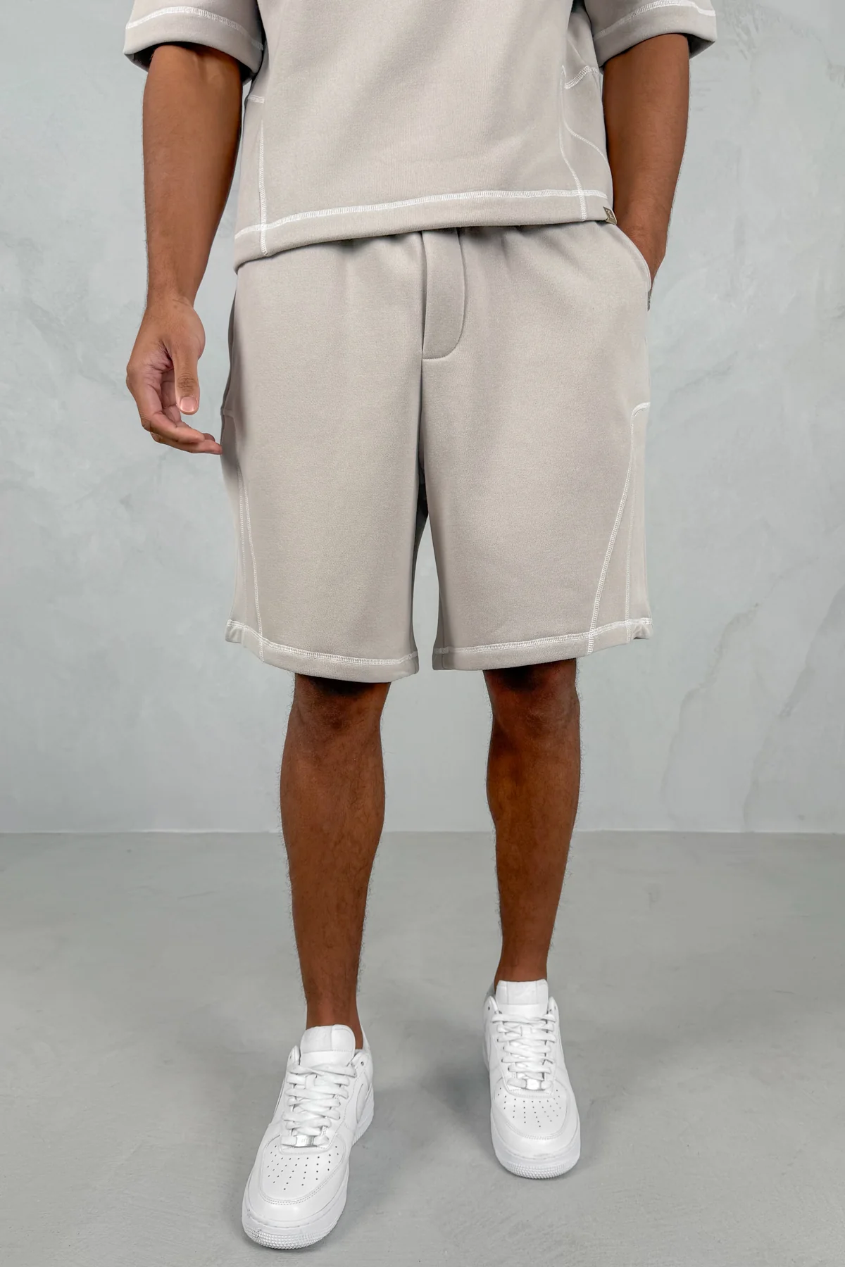 Contrast Stitch Baggy Shorts - Grey - Image 4