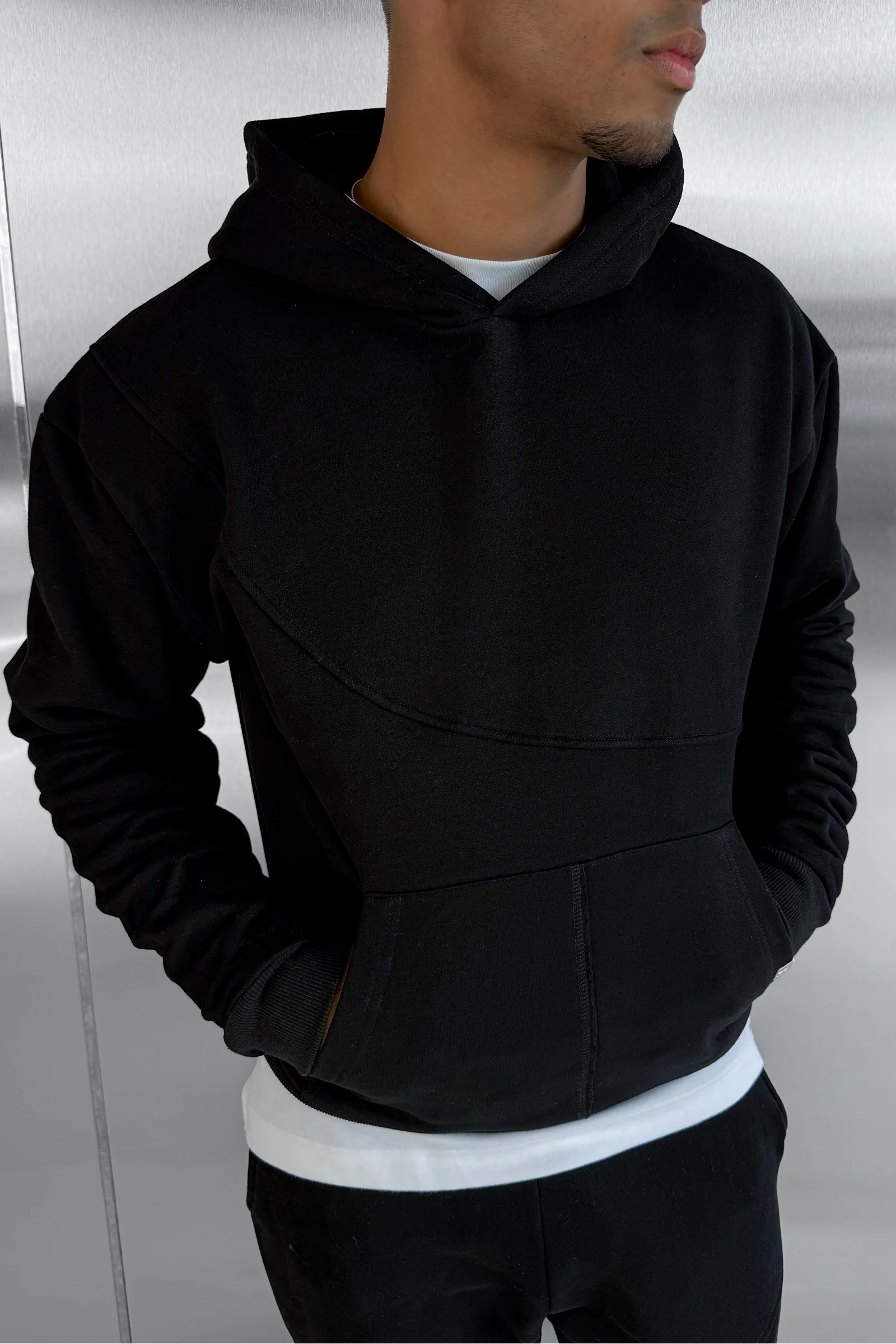 Curve Seam Boxy Hoodie - Black