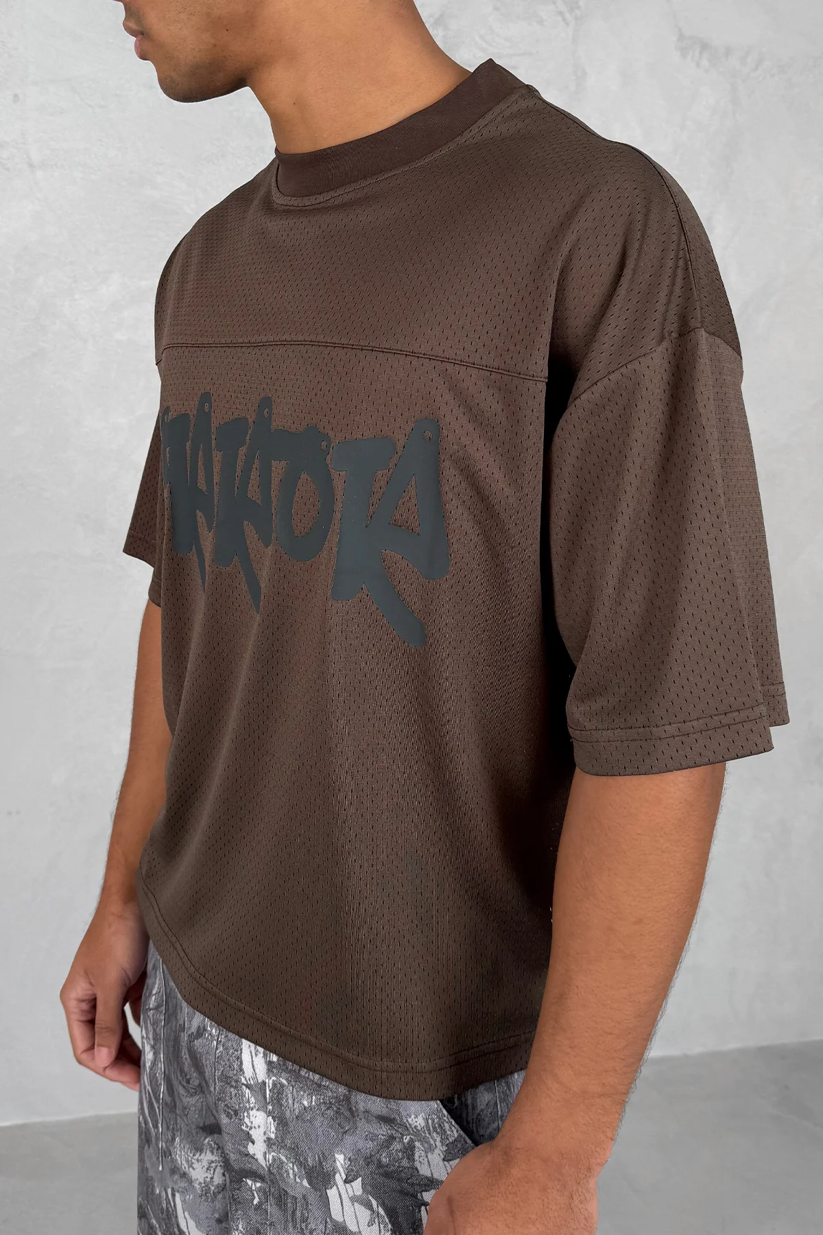 Error Boxy Mesh T-Shirt - Khaki Brown - Image 3