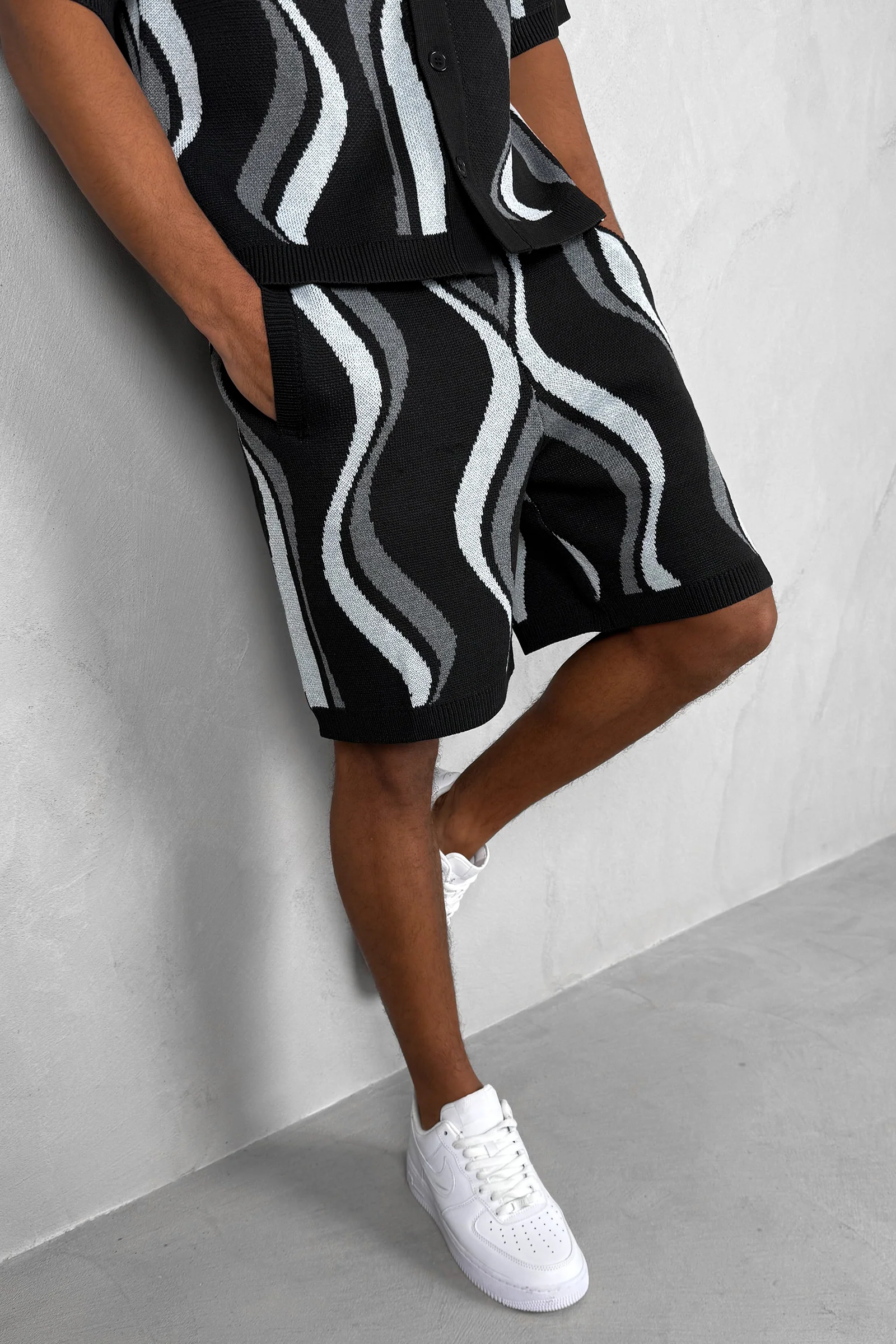Flow Knitted Shorts - Black - Image 3