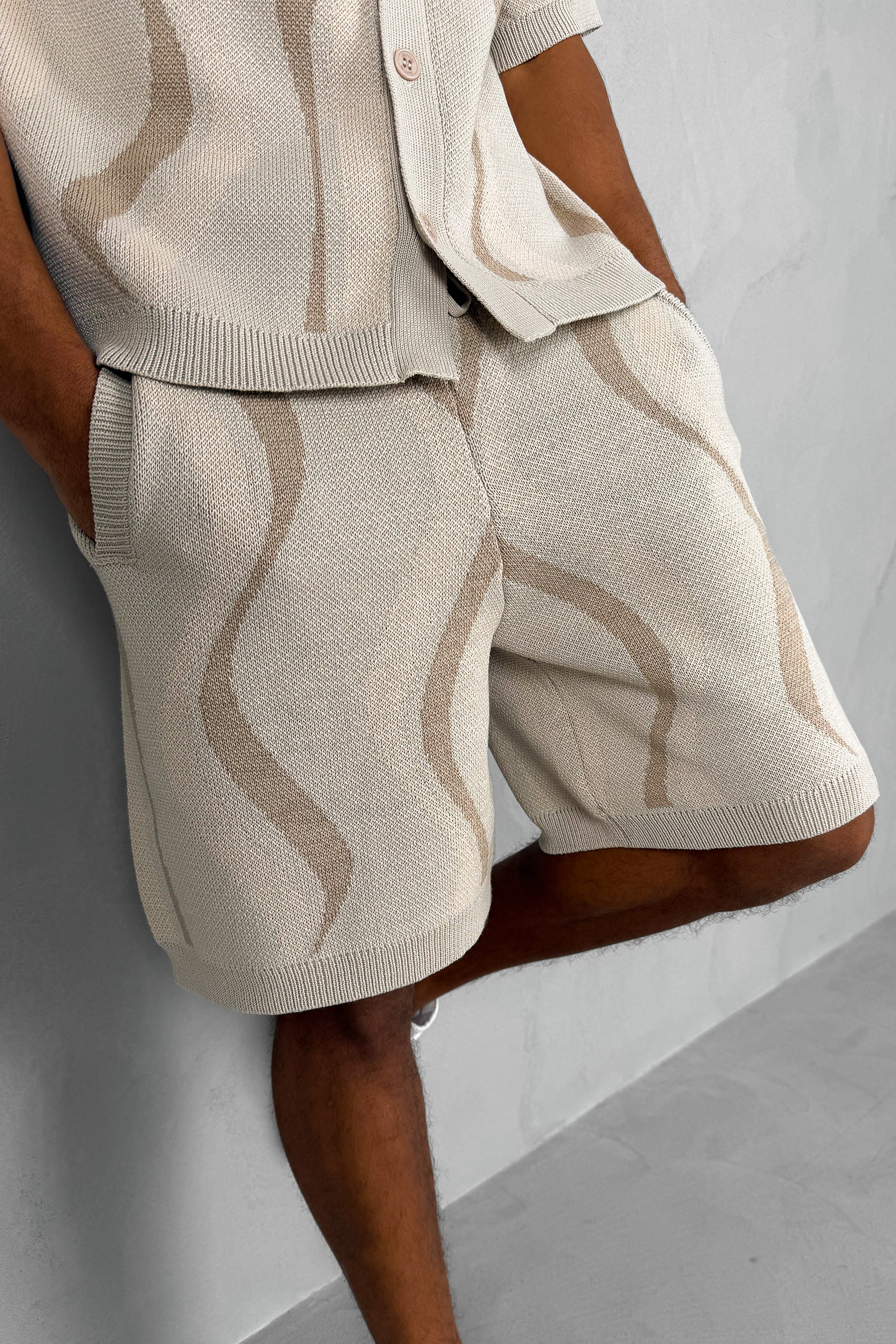 Flow Knitted Shorts - Off White - Image 3