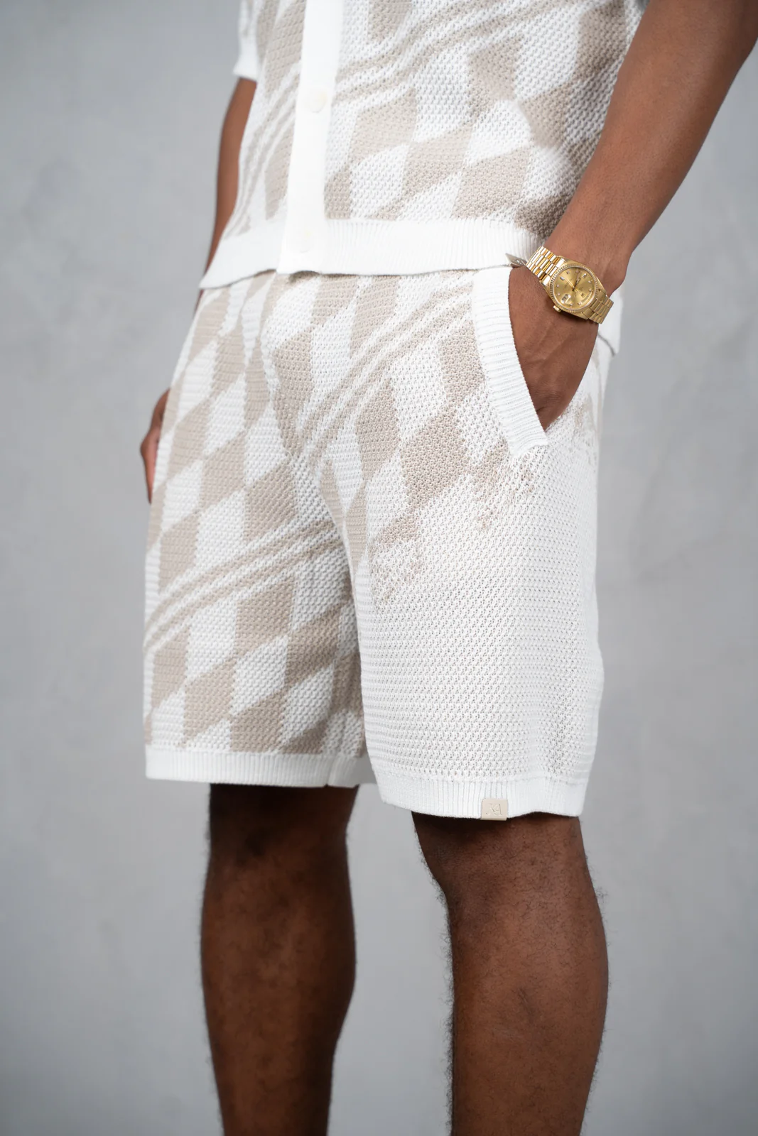 Knitted Checked Shorts - Taupe - Image 8