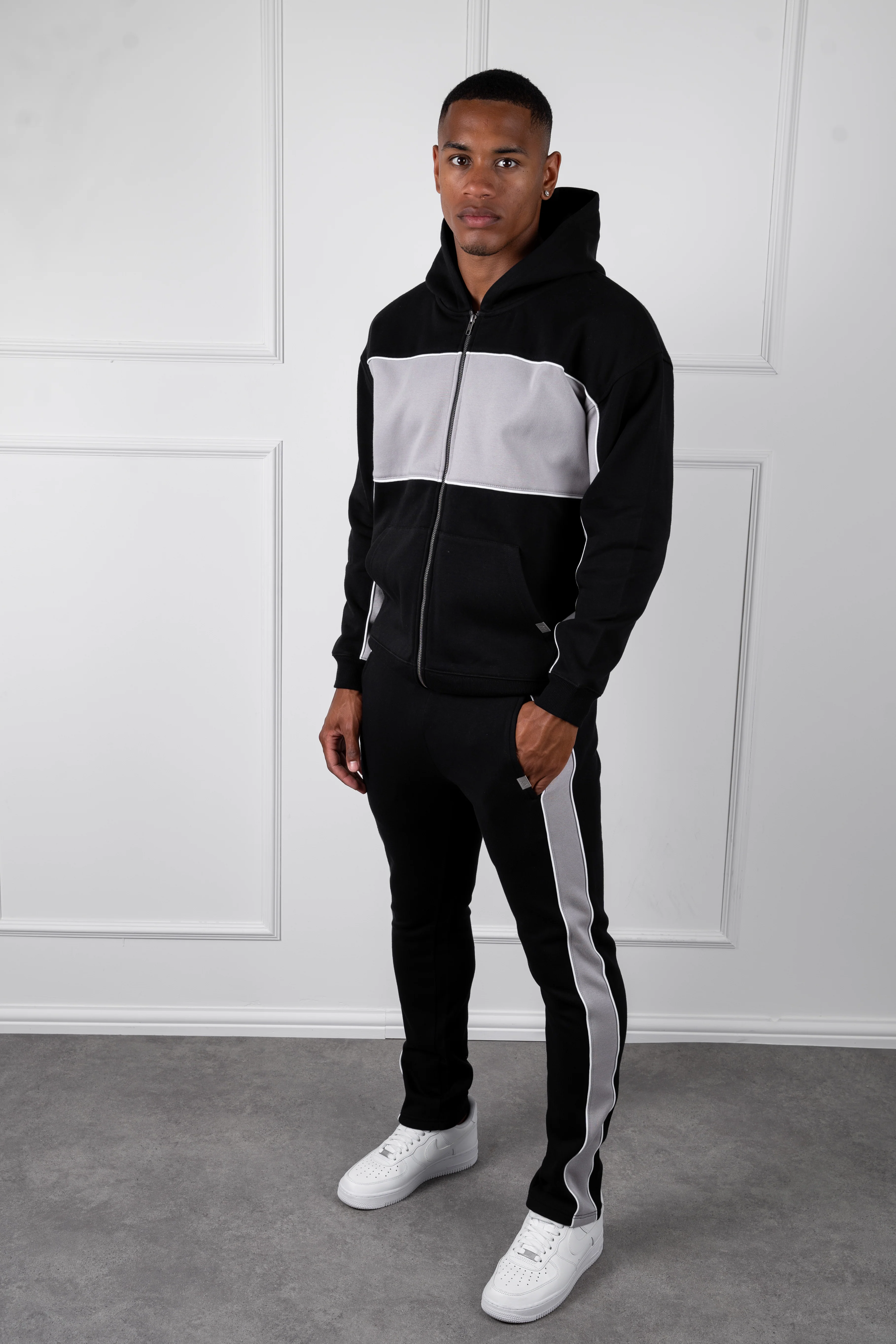 Panelled Relaxed Zip Through Hoodie - Black - Image 3