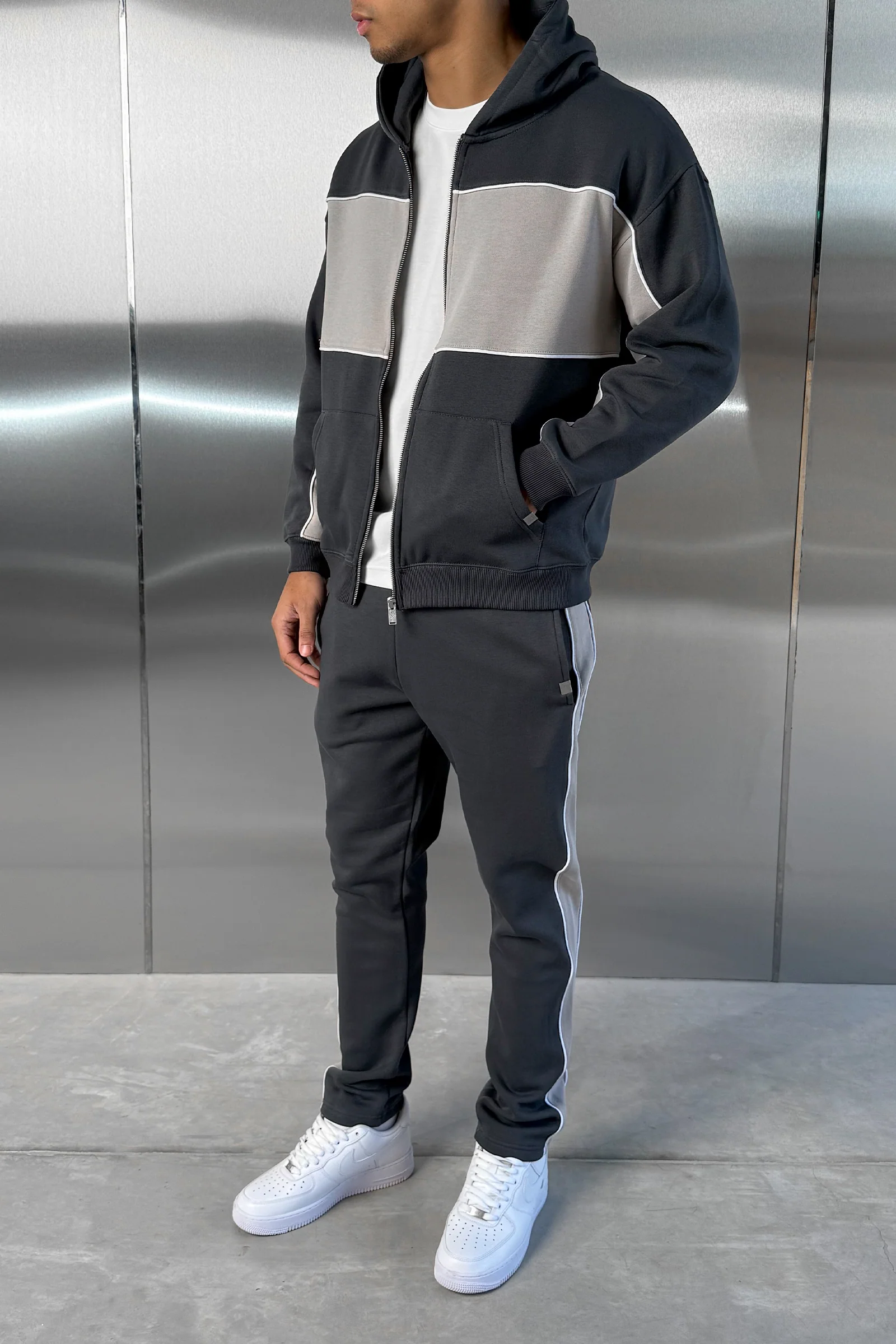 Panelled Straight Leg Jogger - Charcoal - Image 2