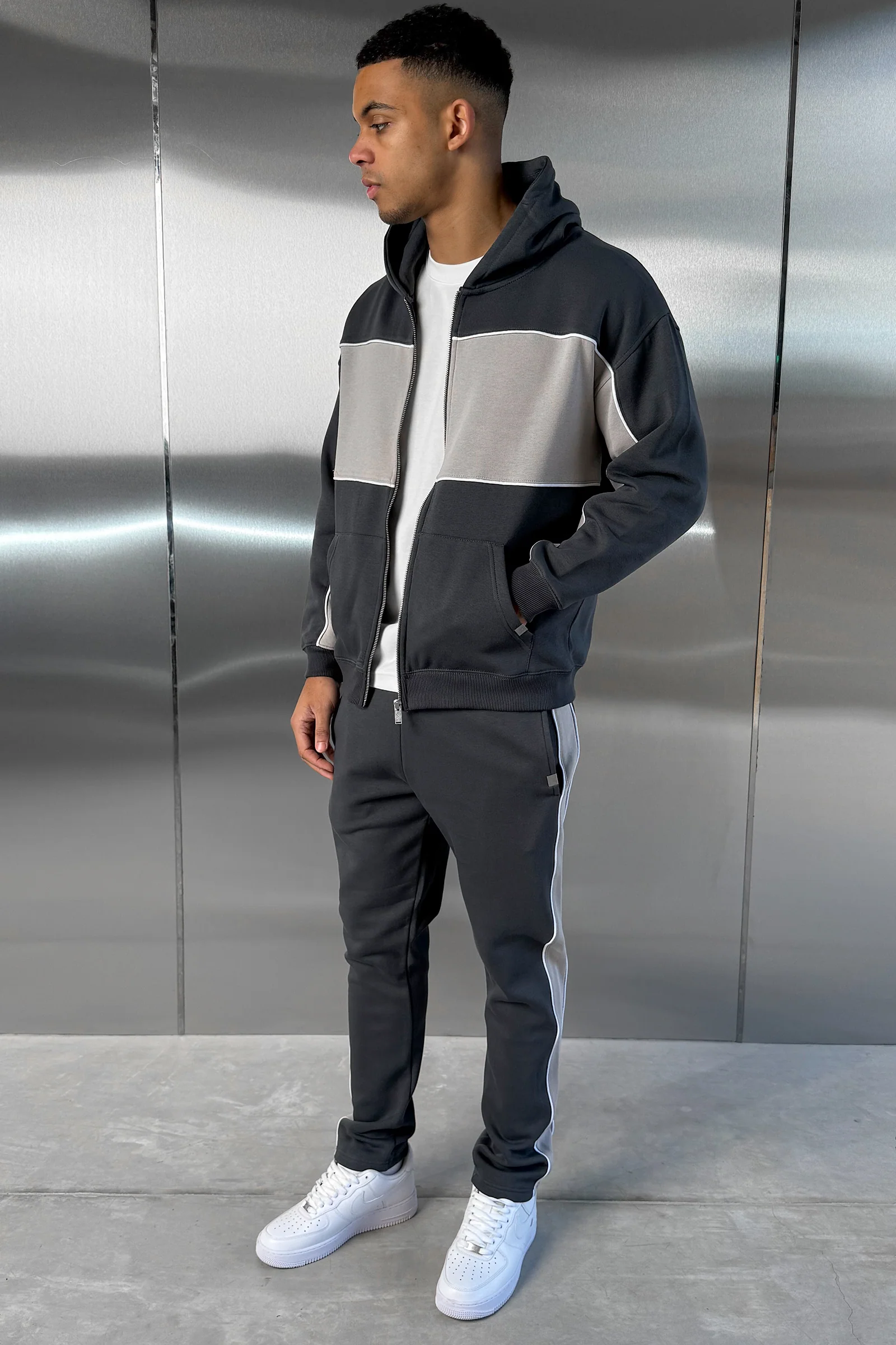Panelled Straight Leg Jogger - Charcoal - Image 8