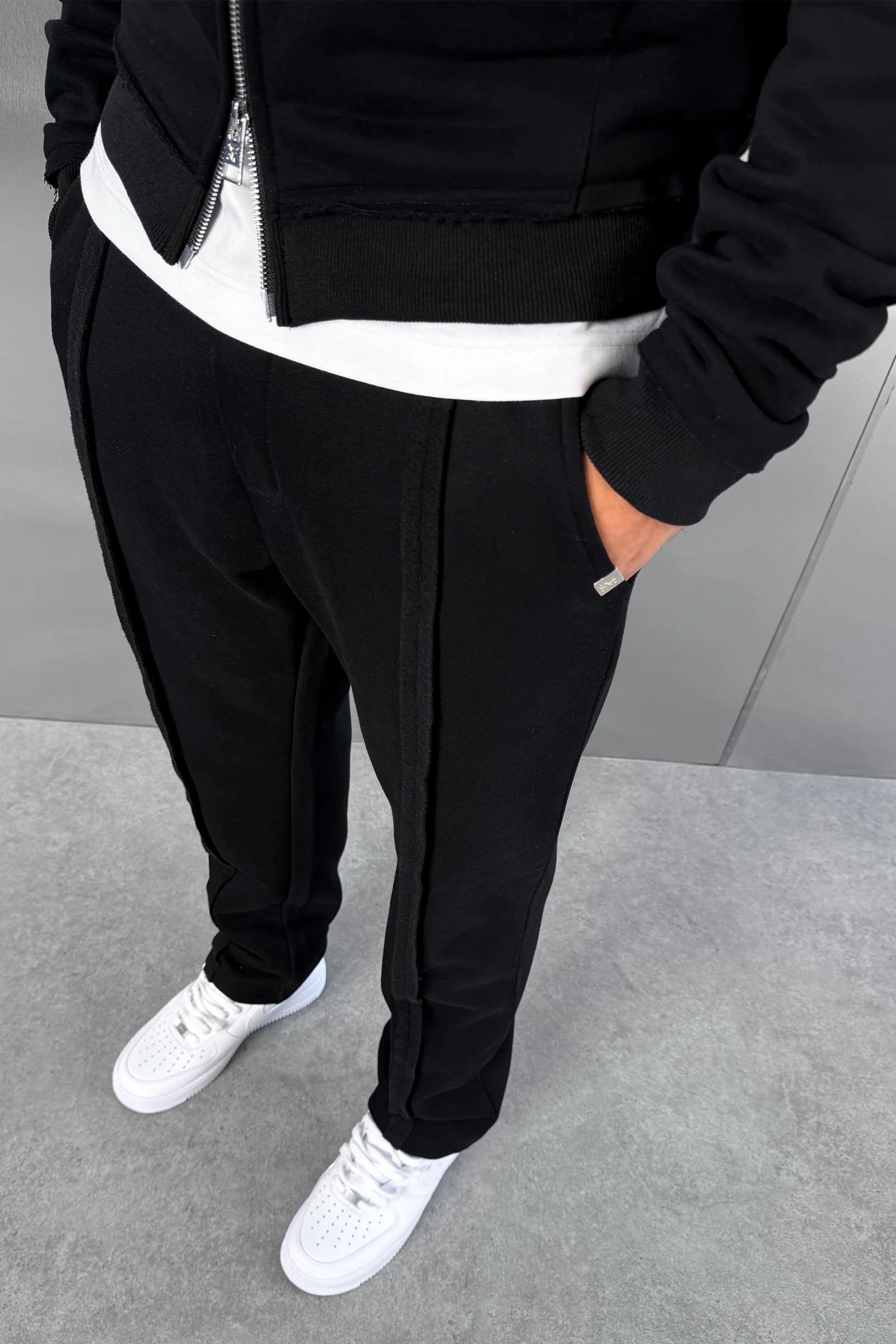 Raw-Seam Straight Leg Jogger - Black - Image 5