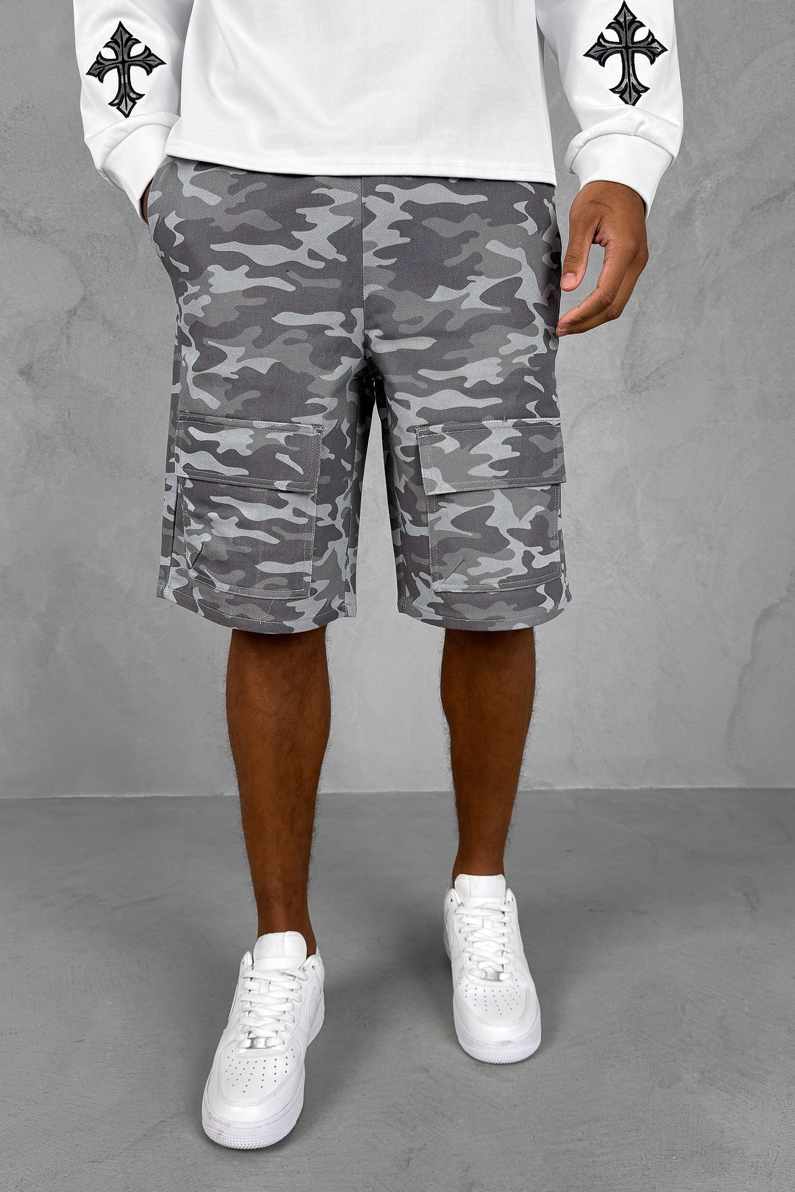 Relaxed Denim Camo Cargo Shorts - Grey Camo - Image 5