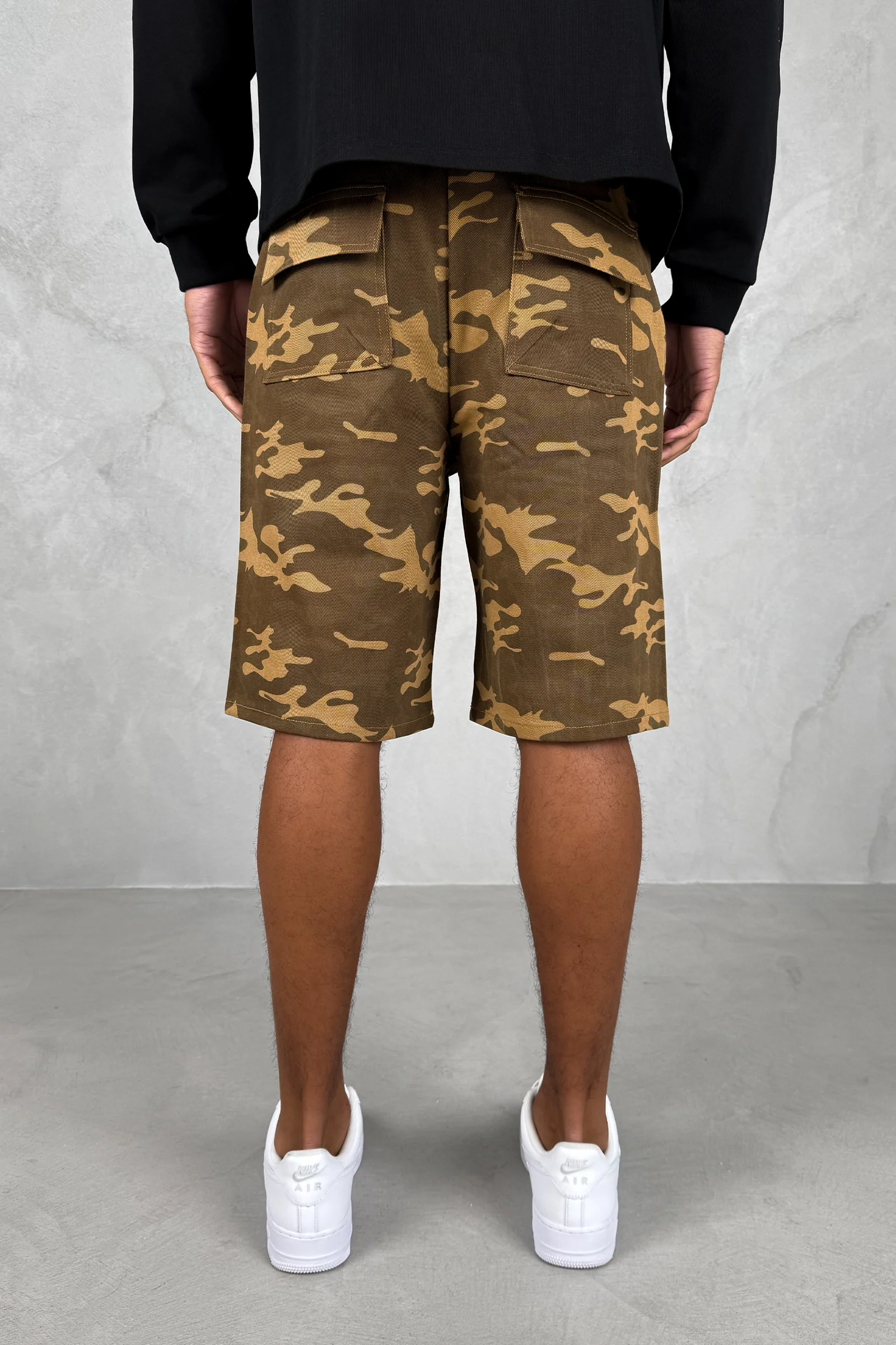 Relaxed Camo Cargo Shorts - Sand Camo - Image 4