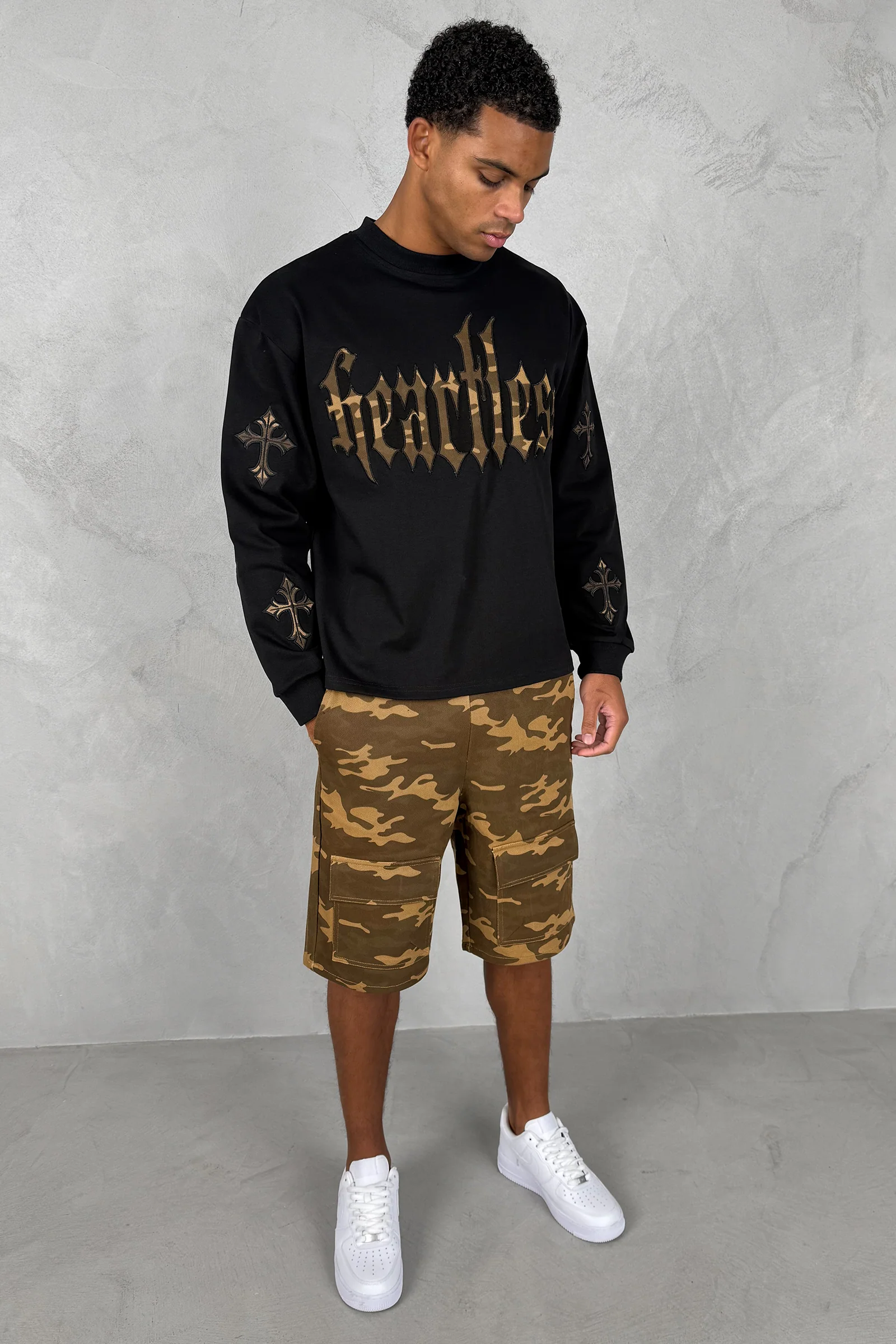 Relaxed Camo Cargo Shorts - Sand Camo - Image 5