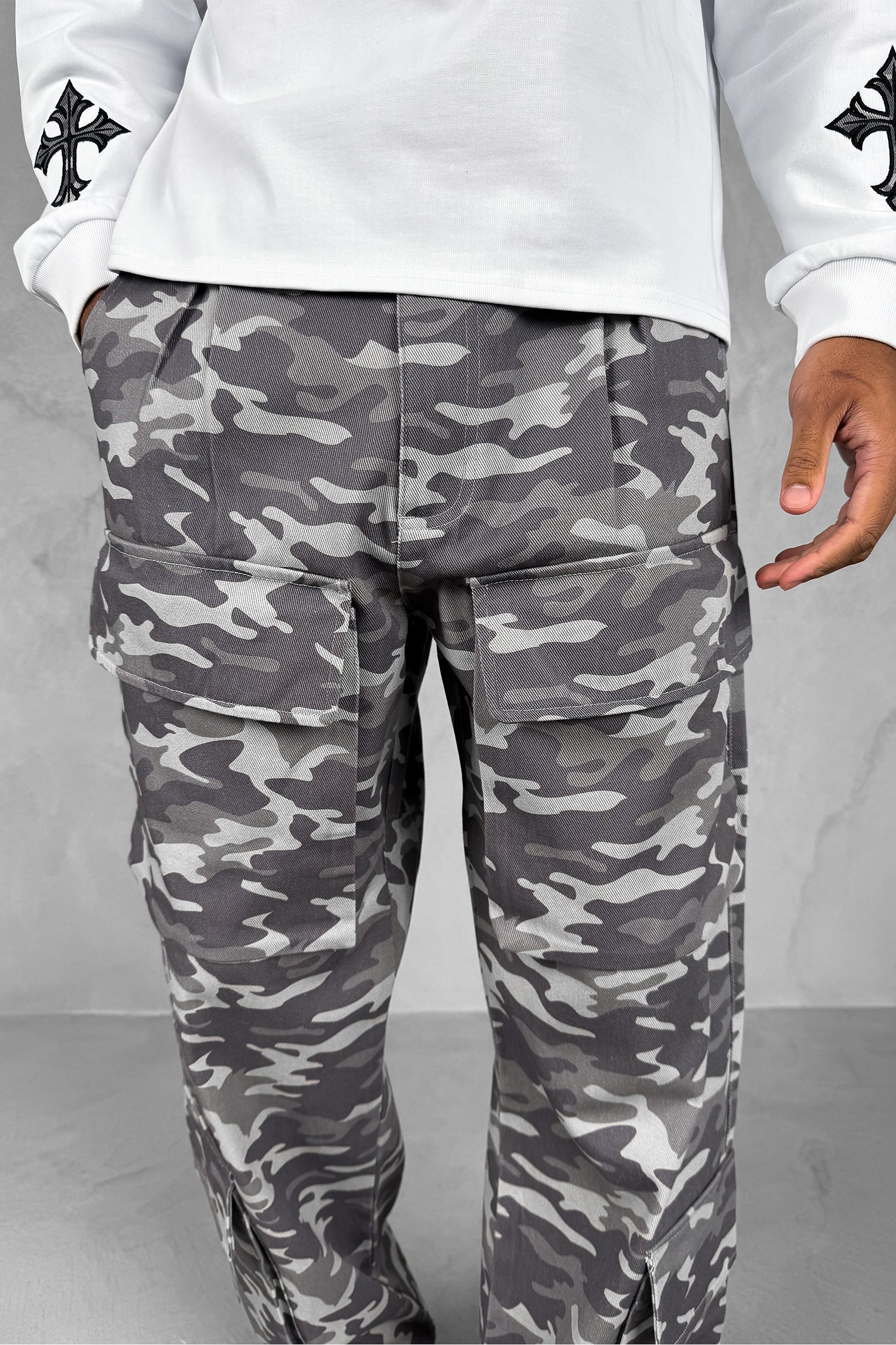 Relaxed Camo Denim Cargo Pant - Grey Camo - Image 10