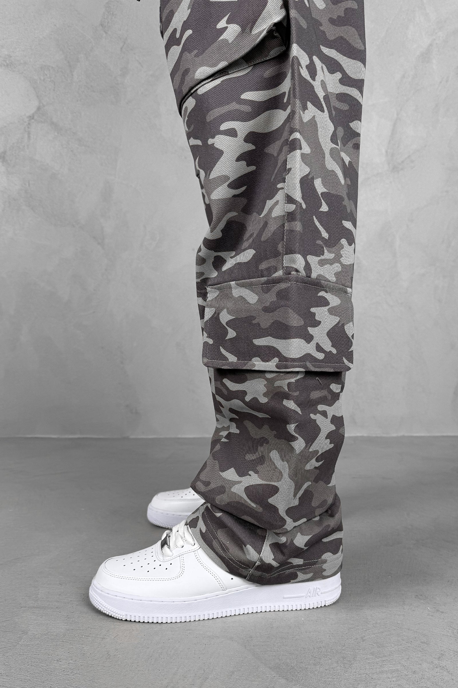 Relaxed Camo Denim Cargo Pant - Grey Camo - Image 9