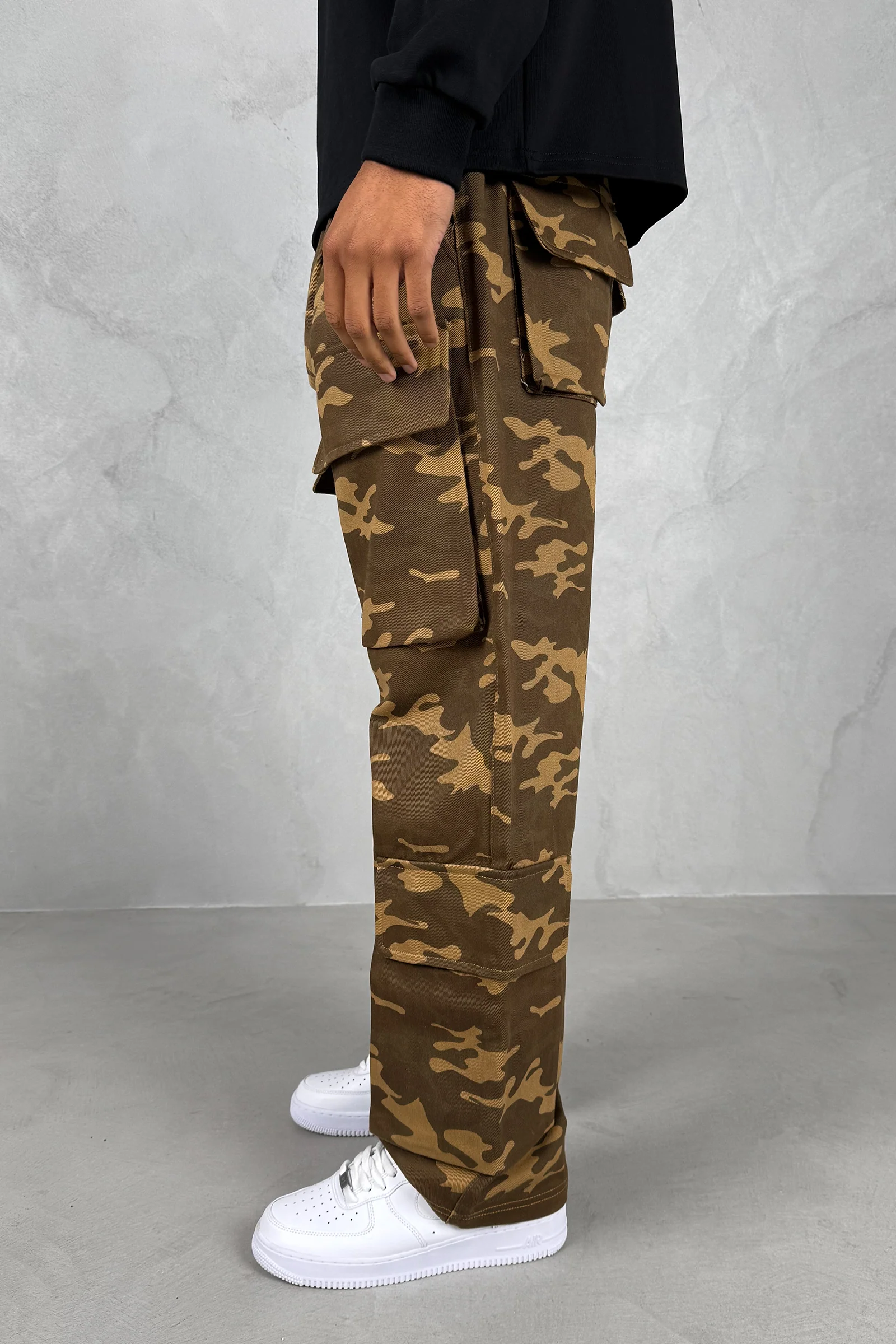 Relaxed Camo Denim Cargo Pant - Sand Camo - Image 8