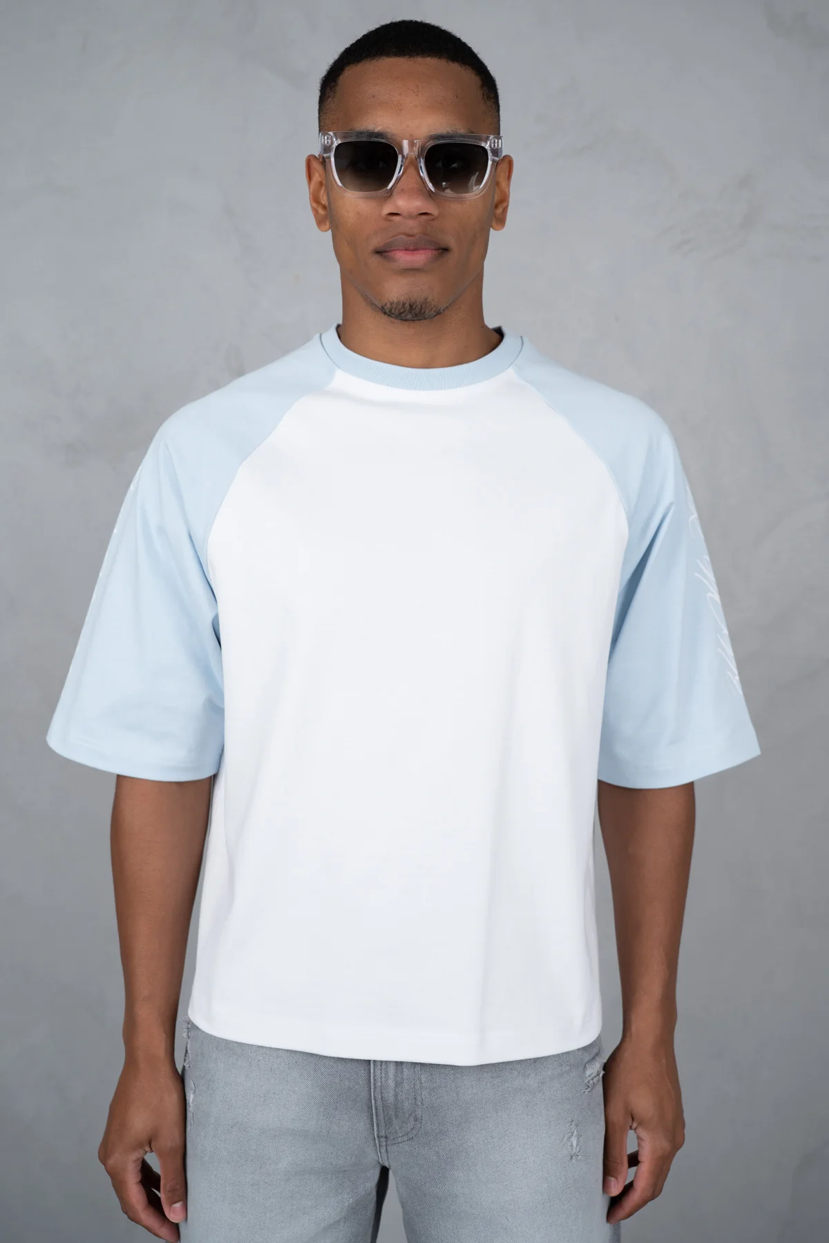 Scripture Raglan Boxy T-Shirt - White/Pastel Blue - Image 3