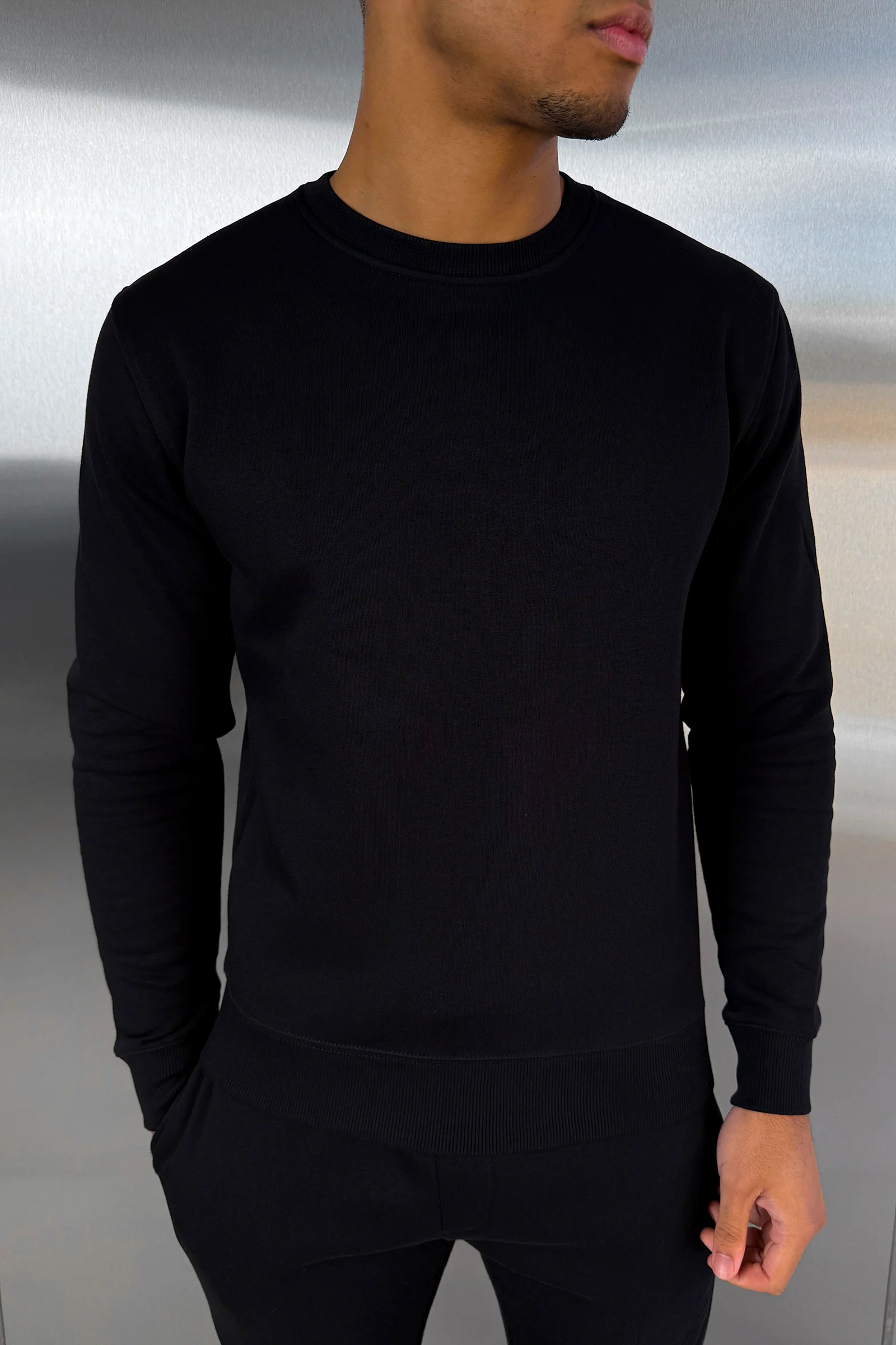 Slim Fit Crew Neck Sweatshirt - Black