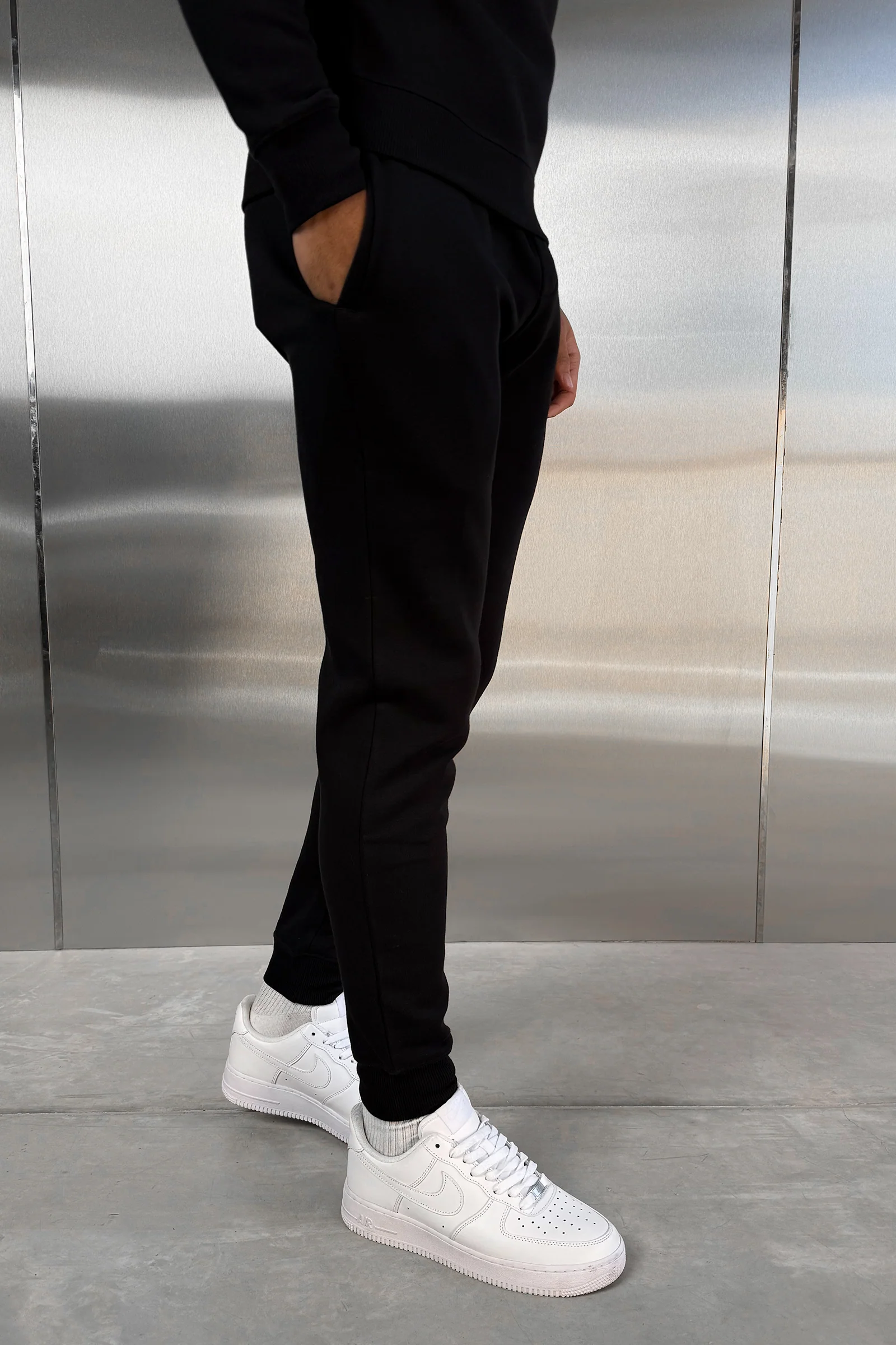 Slim Fit Jogger - Black - Image 4